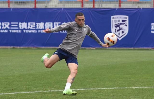 V体育登录网站-专访斯坦丘：我是团队型球员 若重逢奥斯卡很美妙