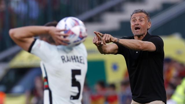 V体育线上登录-恩里克：加维潜力仍不为人知 不会冒险让安苏出场