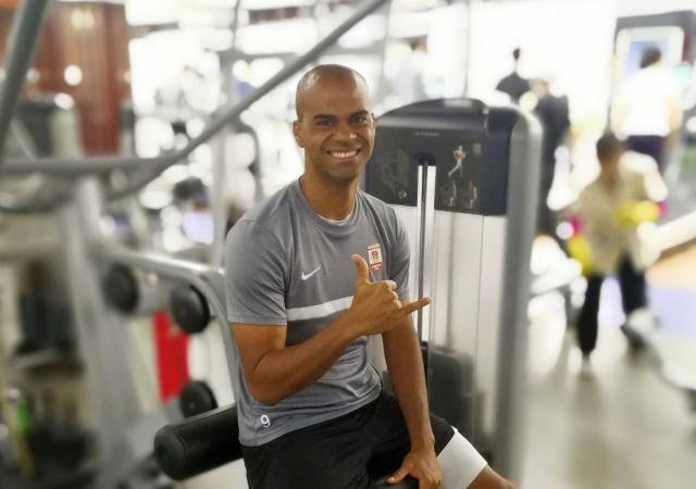 V体育入口-儒尼奥尔：我的性格是不服输 会带动球队有球必争