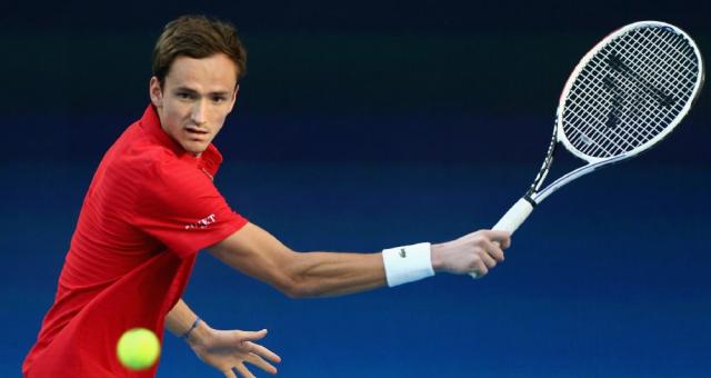 V体育线上登录-梅德维德夫再胜兹维列夫  延续不败金身冲击澳网？