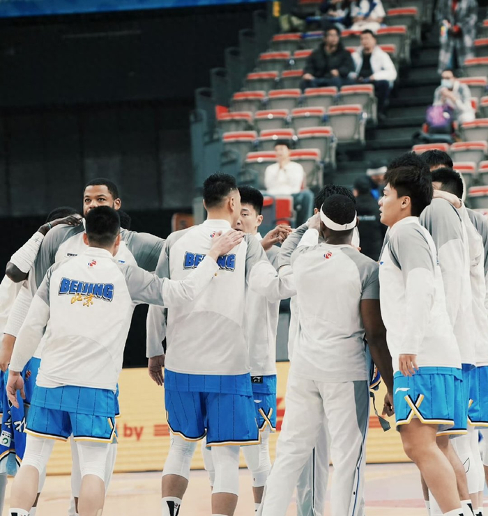 V体育入口-狂胜33分，北京队打崩四川！周琦双喜临门，搭档麦基夺冠概率大增|四川队|贾维尔-麦基|贾维尔·麦基|北京首钢|曾凡博_新浪体育_新浪新闻