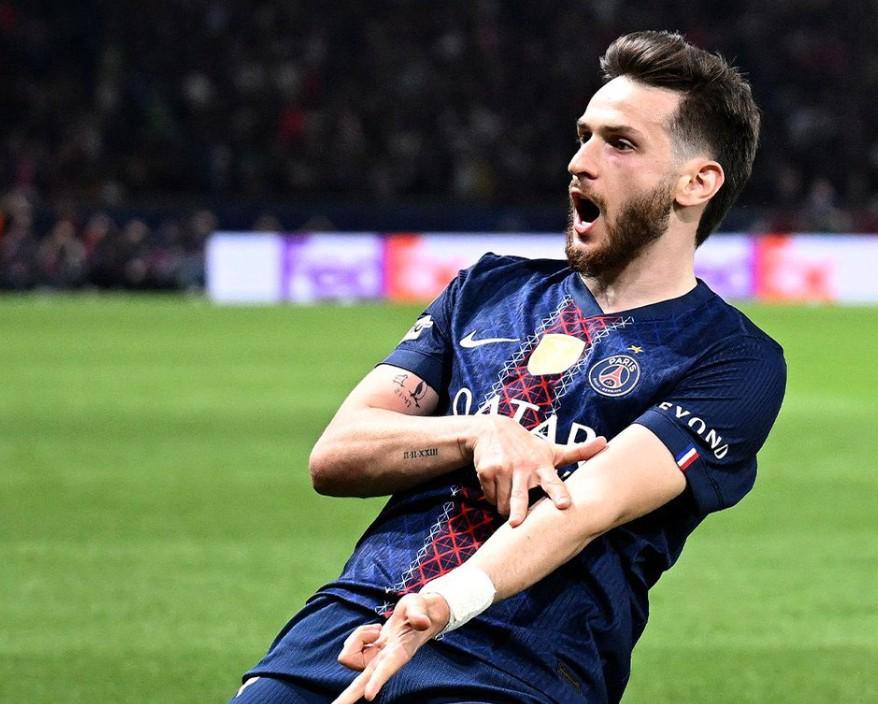 V体育线上登录-克瓦拉茨赫利亚欧冠淘汰赛为巴黎打进8球，队史仅次于姆巴佩